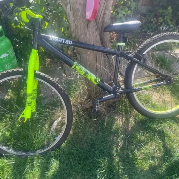 Boys Xrated BMX BIKE