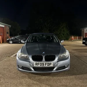 BMW 320D Business Edition 2009 - Image 2