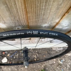28” road/gravel bike wheels matching pair - Image 7
