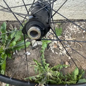 28” road/gravel bike wheels matching pair - Image 8
