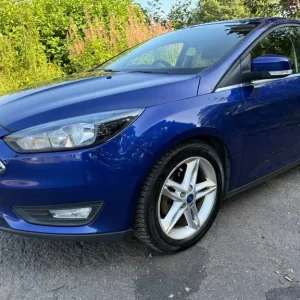 2017 Ford Focus 1.0 EcoBoost 125 Zetec Edition 5dr Hatchback - Image 6