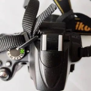 NIKON D5000 DIGITAL SLR CAMERA - Image 5
