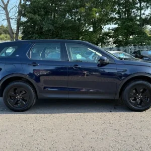 2020 Land Rover Discovery Sport Diesel 4x4 Estate - Image 4
