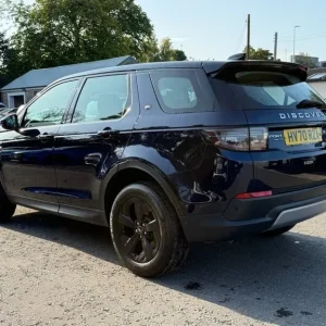 2020 Land Rover Discovery Sport Diesel 4x4 Estate - Image 7
