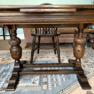 Vintage Extending Oak Dining Table with 4 Chairs C465 - Image 3