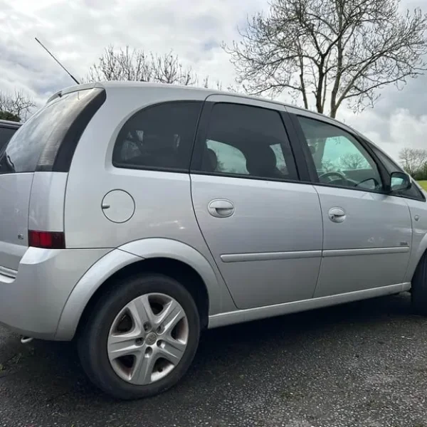 Vauxhall Meriva automatic