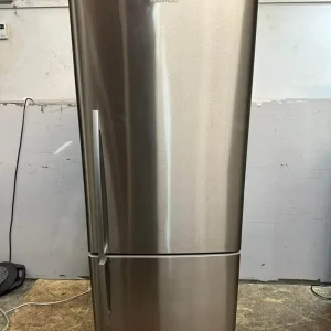 Fisher & Paykel stainless steel fridge freezer - Image 6