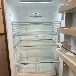 Fisher & Paykel stainless steel fridge freezer - Image 8