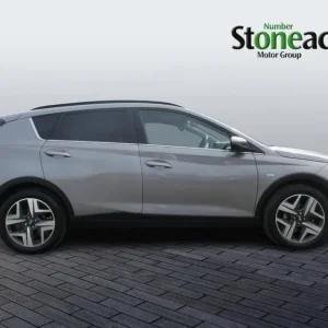 2022 Hyundai Bayon 1.0 T-GDi Hybrid SUV - Image 8