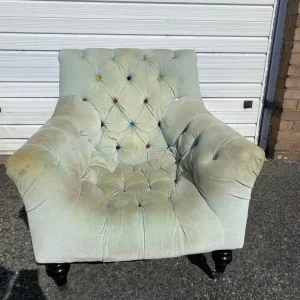 Vintage Button-Tufted Armchair - Image 3