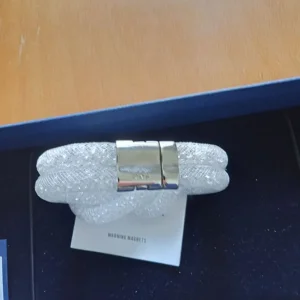 vintage lady's Swarovski bracelet - Image 4