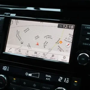 2019 Nissan Qashqai 1.3 DIG-T N-Connecta SUV - Image 3