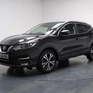 2019 Nissan Qashqai 1.3 DIG-T N-Connecta SUV - Image 6