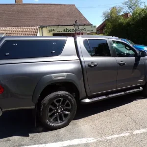 2024 Toyota Hilux 2.8 D-4D Invincible X Double Cab - Image 6