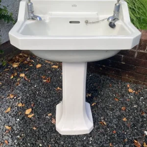 Royal doulton sink and pedestal