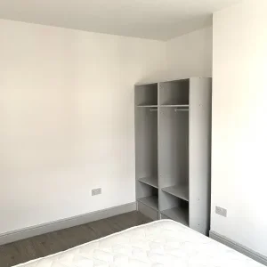 Large Double Room in Recently Renovated Property - Image 3