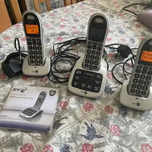 BT4500 Big Button Cordless Phone With Answering Machine - 3 Handsets Total - Image 2