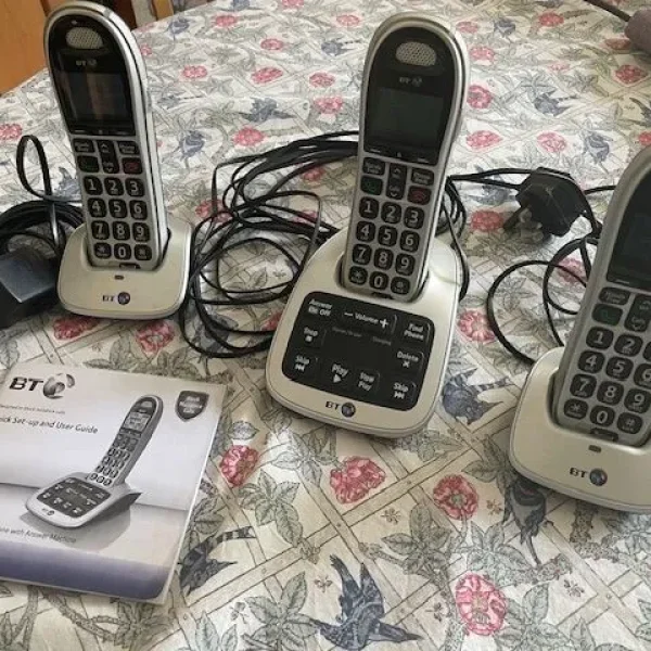 BT4500 Big Button Cordless Phone With Answering Machine - 3 Handsets Total