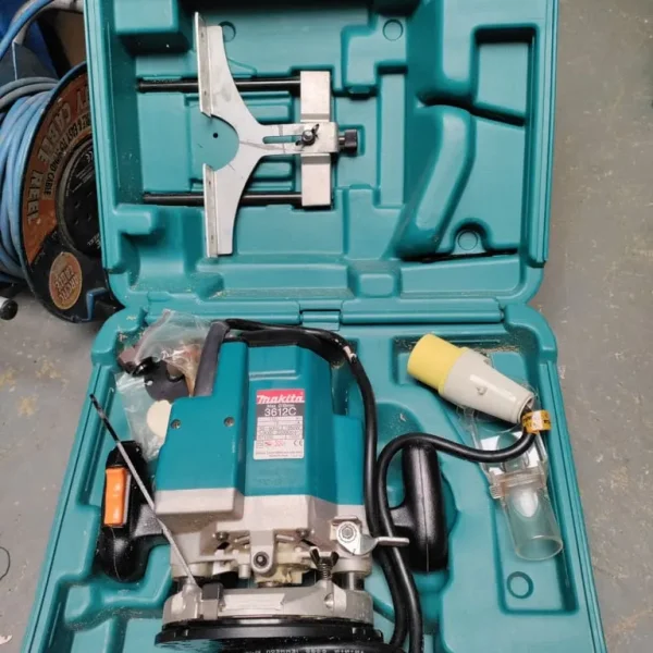 Makita 3612C Plunging Router and Bosch GBM 13-2 RE Drill