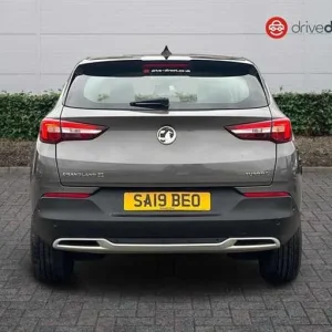 2019 Vauxhall Grandland X 1.5 Turbo D Diesel Manual SUV - Image 4
