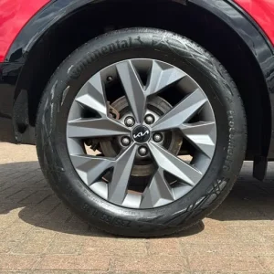 Kia Sportage GT-Line 1.6 Turbo Hybrid SUV - Image 8
