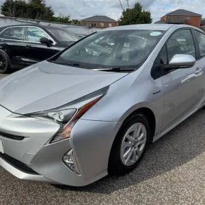 2016 Toyota Prius 1.8 VVT-h Active CVT Euro 6 5-door hatchback - Image 2