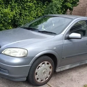 Vauxhall Astra hatchback 2004 manual 1598cc 5-door