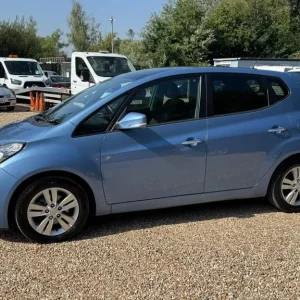 2011 Hyundai Ix20 1.6L Style Auto Hatchback - Image 8