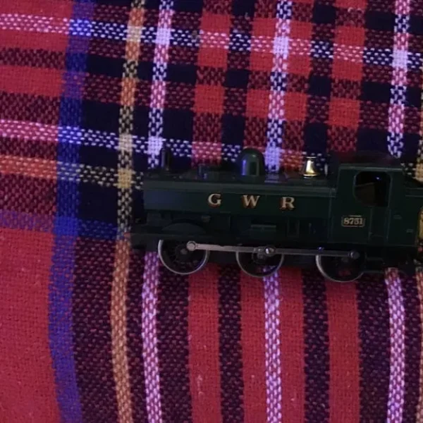 OO gauge train