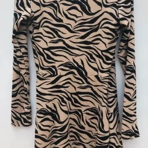H&M divided tiger print mini dress XS - Image 7