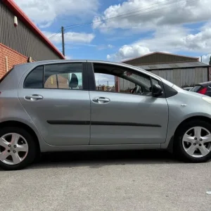 2006 Toyota Yaris 1.3 T Spirit Multimode 5-door Hatchback - Image 7