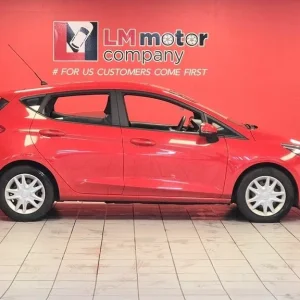 2018 Ford Fiesta Ti-VCT Style Hatchback Petrol Manual - Image 2