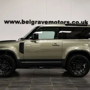 2021 Land Rover Defender 90 2.0 P300 SE SUV - Image 4