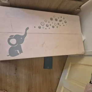 Wooden box