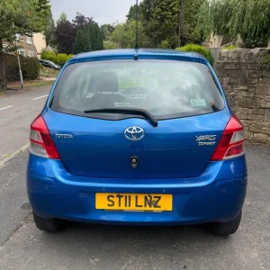 Toyota Yaris 1.3 2011 5-door hatchback - Image 6