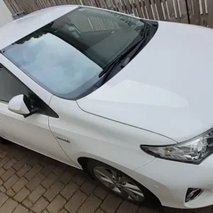 2014 Toyota Auris Hatchback - Image 2