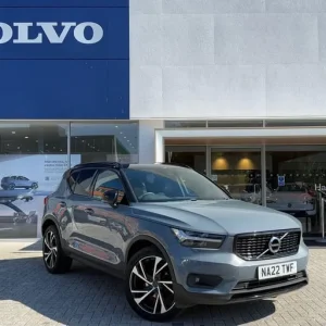 2022 Volvo XC40 R-Design Pro Estate