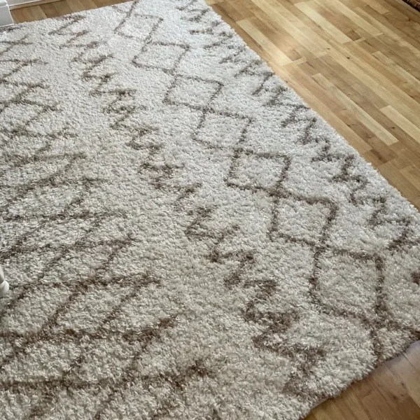 Clean, Soft, Large Carpet (200x290cm)