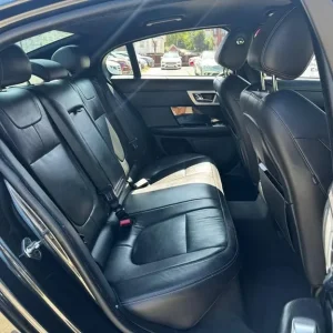 2015 Jaguar XF 2.2d R-Sport Black Auto Diesel - Image 7