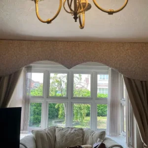 Curtain pelmet