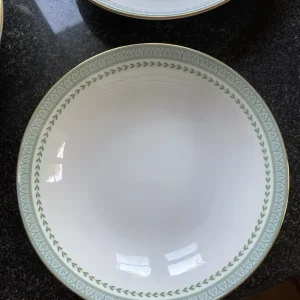 Set of 10 Royal Doulton Berkshire pattern bowls