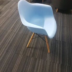 Plastic Eiffel Armchair in blue - Image 4