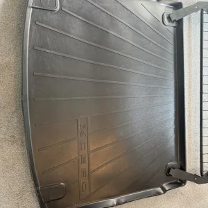 Genuine Kia Dog Guard, boot tray and rubber all weather mats - Image 2