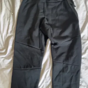 Nike tech joggers - Image 3