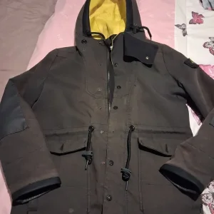 Mens stone island jacket - Image 4