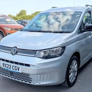 Volkswagen Caddy Maxi 1.5 TSI Life 5dr DSG with wheelchair access - Image 4