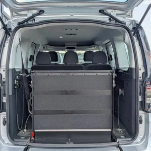 Volkswagen Caddy Maxi 1.5 TSI Life 5dr DSG with wheelchair access - Image 5