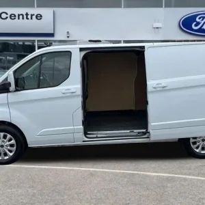 2023 Ford Transit Custom 300 Limited L2 LWB FWD 2.0 EcoBlue 130ps Low Roof - Image 6