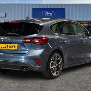 2024 Ford Focus 1.0T EcoBoost MHEV ST-Line X Hatchback - Image 4