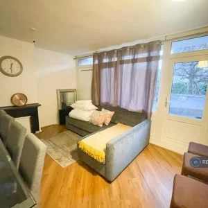 4 bedroom garden flat in Henley-on-Thames, South Oxfordshire - Image 4